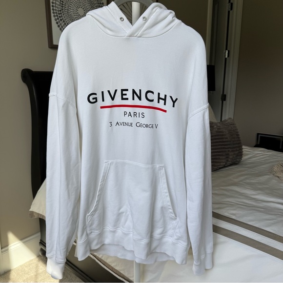 Givenchy Logo Hoodie - Picture 3 of 8